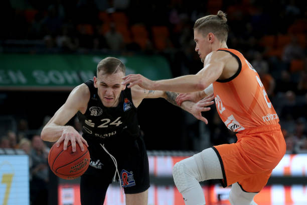 曼城的两场 曼城的两场