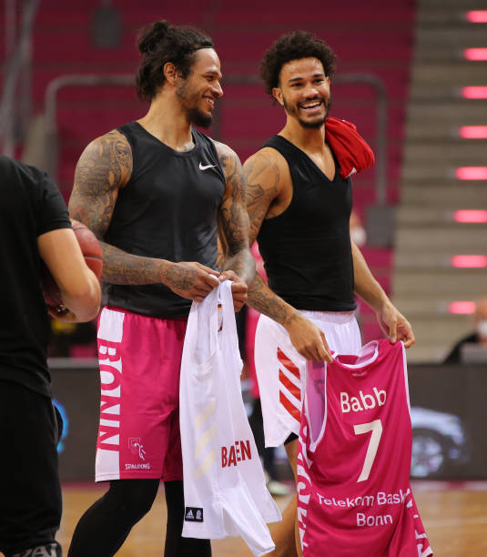 一的荣誉 一的荣誉