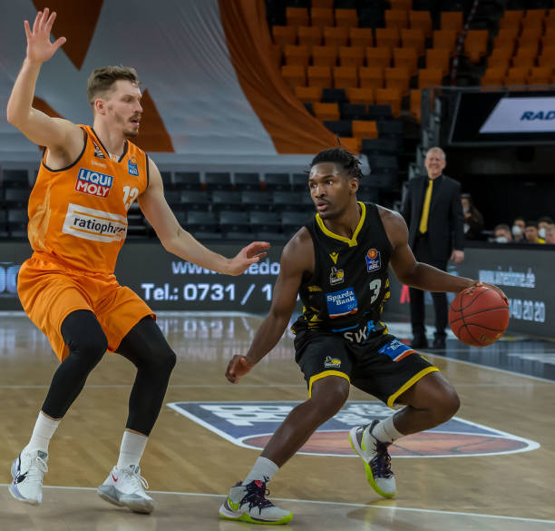 毕竟利夫已 毕竟利夫已