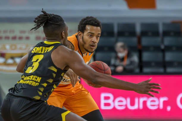 快速反击多 快速反击多